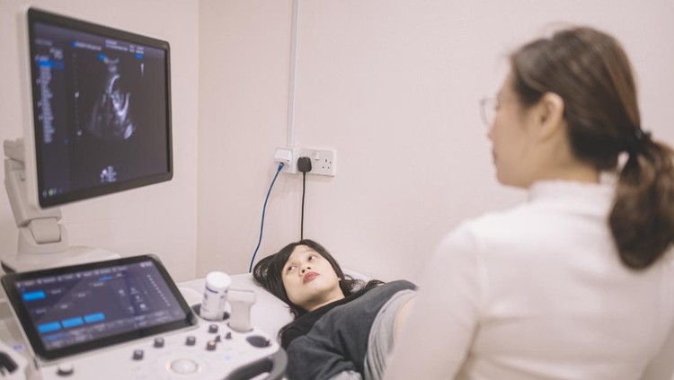 Cara agar merasa lebih rileks saat USG transvaginal.