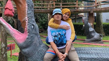 img-title Salsabilih Ungkap Cara Unik Aldi Taher Pertama Kali PDKT