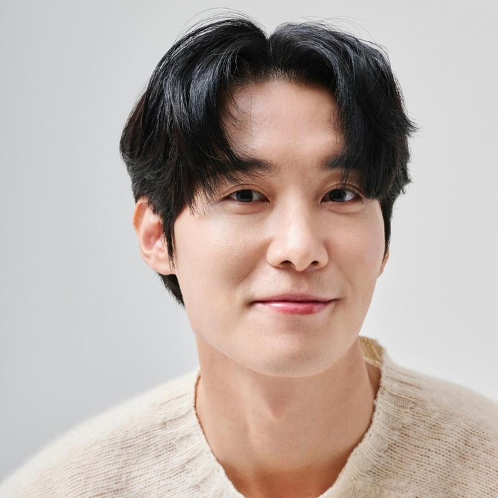 <p>Artis Korea terakhir yang lahir di hari Valentine ada aktor Chang Ryul, Bunda. Lahir pada 14 Februari 1989, aktor pemain <em>Daily Dose of Sunshine</em> (2023) ini merupakan lulusan dari Korea National University of Arts. (Foto: Instagram @ryul_chang)</p>
