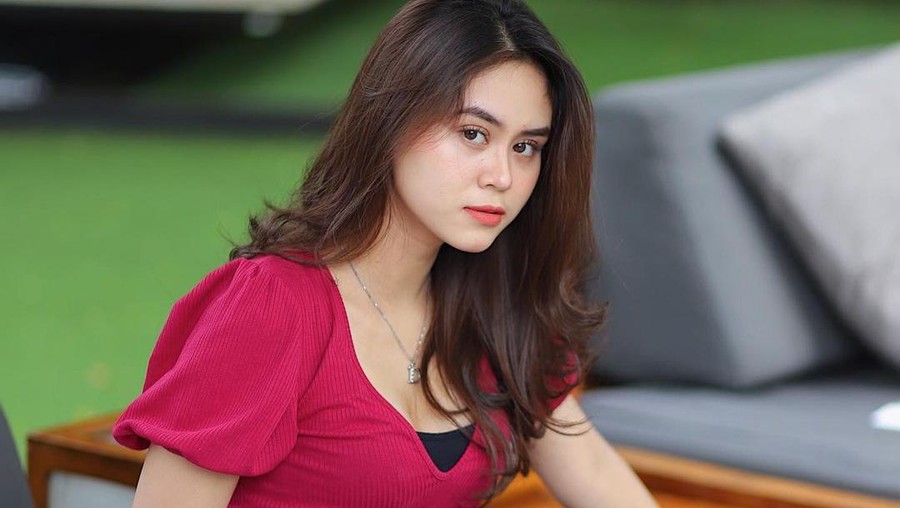 Dwinda Ratna Dwinda Ratna