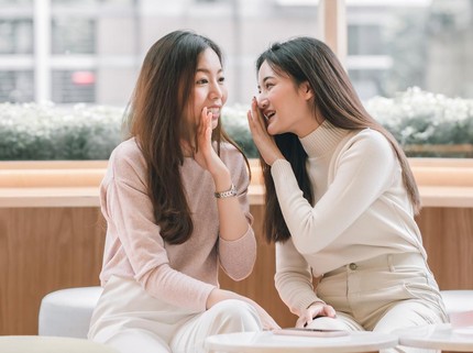 Penjelasan Psikologis, Alasan Mengapa Orang Suka Bergosip