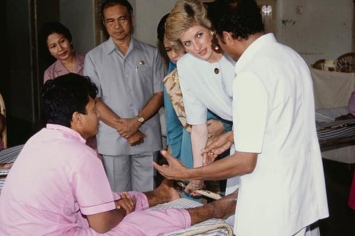 Tempat yang Putri Diana dan Raja Charles III Kunjungi di Indonesia