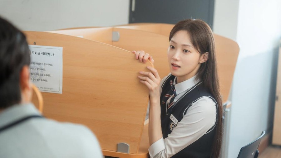 Lee Sung Kyung jadi cameo drama Korea Doctor Slump Lee Sung Kyung jadi cameo drama Korea Doctor Slump