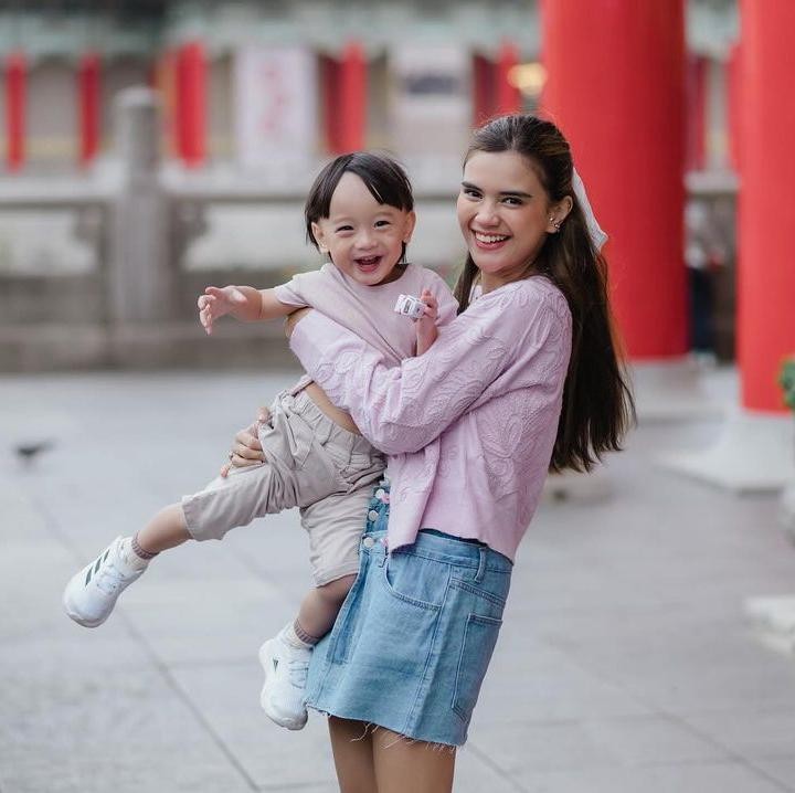 <p>Anzel Maverick Xie anak Audi Marissa, terlahir dengan kondisi prematur pada 7 April 2021. Meski begitu, kini Anzel tumbuh besar dan sehat, Bunda. "Anzel harus <em>happy</em> dan sehat terus, ya," ungkap Audi Marissa. (Foto: Instagram: @audimarissa)</p>