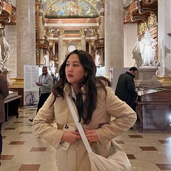 <p>Sherina dan Baskara juga membuat netizen gemas karena keduanya saling memotret satu sama lain.(Foto: Instagram @baskaramahendra dan @sherinamunaf)<br /><br /><br /></p>