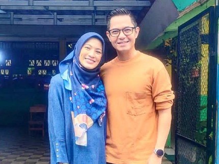 9 Potret Bunda Seleb Hamil yang Tetap Semangat Nyoblos di Pemilu 2024