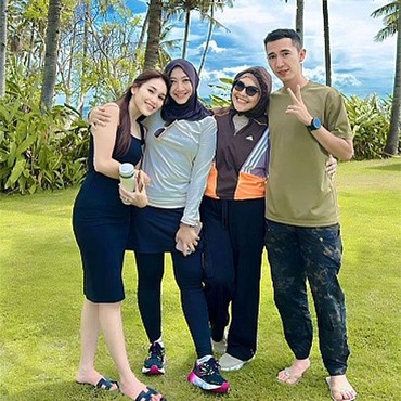 Gagal Menikah, 7 Potret Keakraban Ayu Ting Ting & Keluarga Lettu Muhammad Fardhana