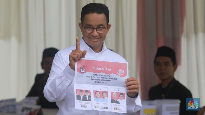 Calon Presiden (Capres) No urut 1, Anies Baswedan berangkat ke TPS 60, Cilandak, Jakarta Selatan untuk menggunakan hak suaranya di Pemilu 2024. Rabu (14/2/2024). Calon Presiden (Capres) No urut 1, Anies Baswedan berangkat ke TPS 60, Cilandak, Jakarta Selatan untuk menggunakan hak suaranya di Pemilu 2024. Rabu (14/2/2024). (CNBC Indonesia/Muhammad Sabki)