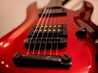 Mau Upgrade Gitar Elektrik? Kenali Dulu Karakter Tone Sebelum Checkout