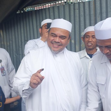 Nikah Lagi, Ini Sosok Istri Baru Habib Rizieq
