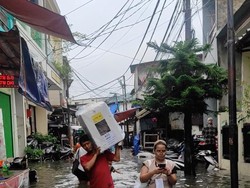 Netizen Curhat Terjang Banjir Demi Nyoblos Pemilu 2024