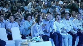Momen Keluarga Prabowo-Gibran Duduk Bersebelahan di Acara Istora