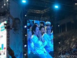 Netizen Baper saat Prabowo Sapa Titiek Soeharto di Pidato Kemenangan