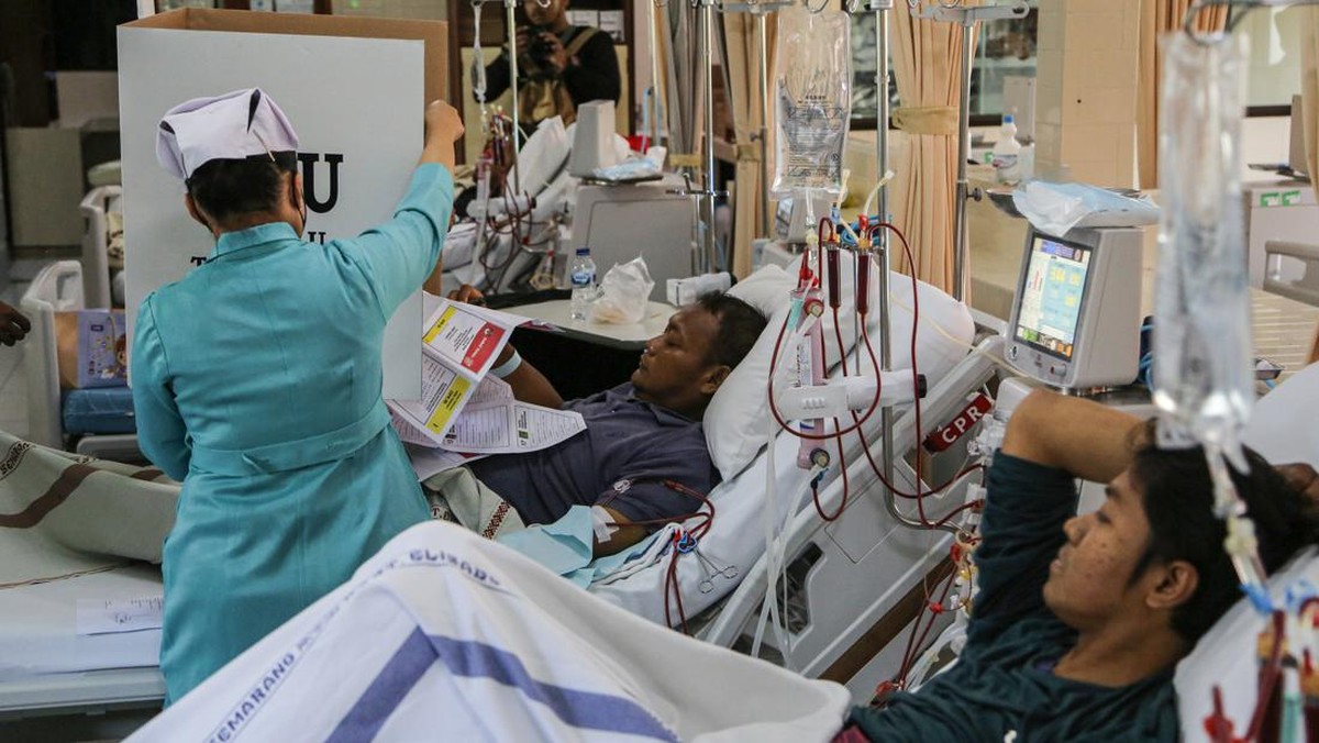 FOTO: Pasien RS dan Penghuni Lapas Ikut Coblos Pemilu 2024