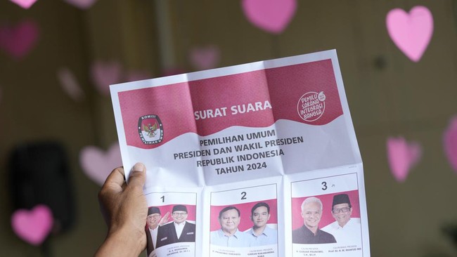 Prabowo unggul tiga suara dari Anies di TPS tempat Pj Gubernur DKI Heru Budi mencoblos pada Rabu (14/2).