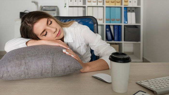 Manfaat Power Nap atau Tidur Siang Singkat untuk Kesehatan