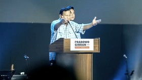 Prabowo Puji Jokowi di Pidato 'Kemenangan': Tidak Ada Lelahnya