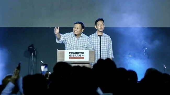Capres Prabowo Subianto bersyukur dengan hasil sementara hitung cepat (quick count) Pilpres 2024 karena unggul dari dua pasangan calon lainnya.