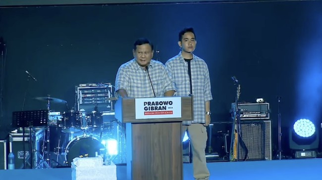 Dalam pidato merespons keunggulan di hasil sementara sejumlah quick count, Prabowo menyatakan akan merangkul semua unsur dan kekuatan.