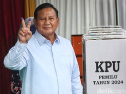 Prabowo Nyoblos Saat Hujan: Membawa Berkah dan Rezeki