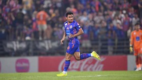 Netizen Serbu Akun IG Port FC Thailand Usai Asnawi Main 5 Menit