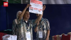 VIDEO: AMIN Kalah Suara dari Prabowo-Gibran di TPS Surya Paloh