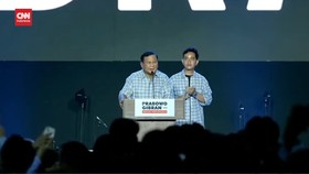 VIDEO: Nama Jokowi Menggema di Arena Pidato Politik Prabowo