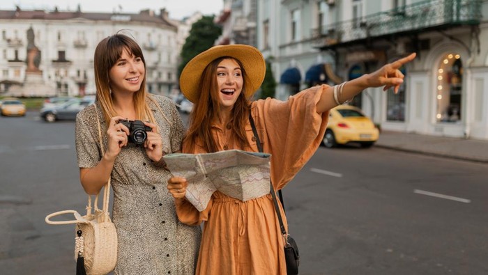 img-title 4 Zodiak yang Paling Hobi Traveling, Punya Jiwa Petualang!