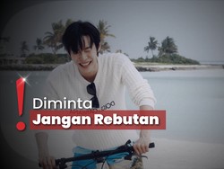 Rayakan Valentine, Doyoung NCT Bagikan 100 Kupon Cokelat untuk Fans