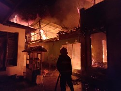 Kebakaran di Gorontalo Hanguskan Rumah-Bengkel, 1 Orang Tewas