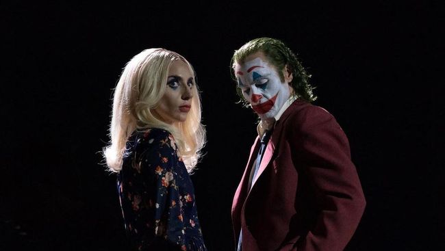 Review Film Joker - Folie à Deux (2024): Manuver ekstrem sutradara Todd Phillips untuk Joker 2 sayangnya hanya berujung kepada suguhan penuh tanda tanya.