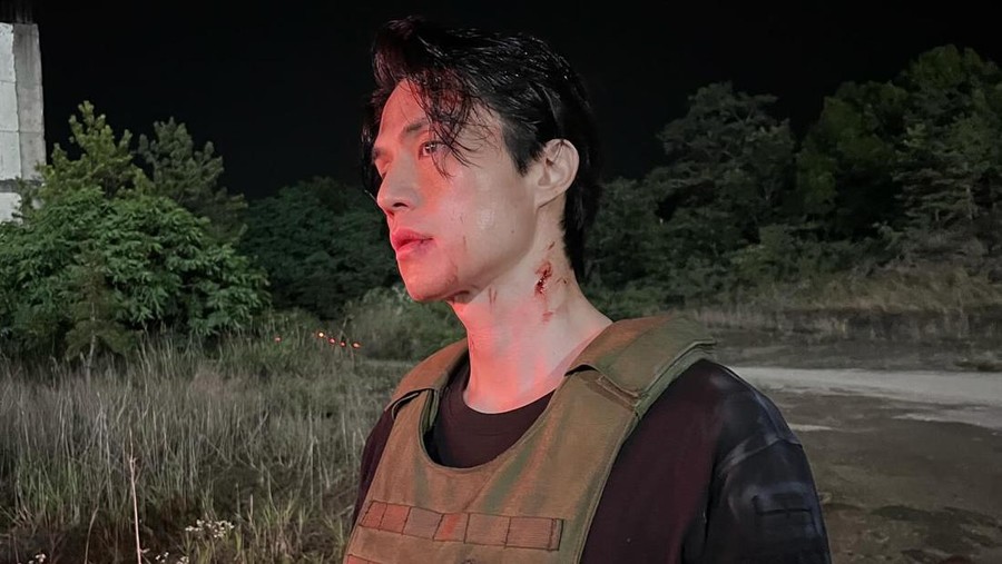 Lee Dong Wook di Drama Korea A Shop for Killers