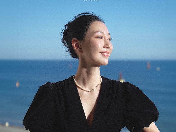 Lee Yoo Young