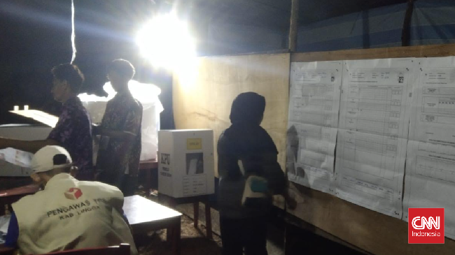 Proses penghitungan suara hasil Pemilu 2024 di wilayah Kepulauan Riau (Kepri) molor hingga subuh imbas listrik padam beberapa kali.
