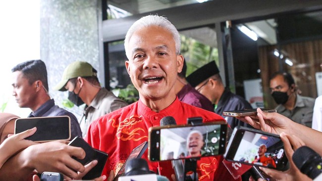 Ganjar Minta Parpol Siapkan Diri Usai MK Hapus Ambang Batas Presiden Ketua DPP PDIP Ganjar Pranowo meminta semua partai politik kudu mempersiapkan diri usai MK memutuskan menghapus syarat periode pemisah pencalonan presiden.