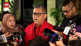 VIDEO: Hasto: Yang Pidato Kemenangan Tak Paham Tahapan Pemilu