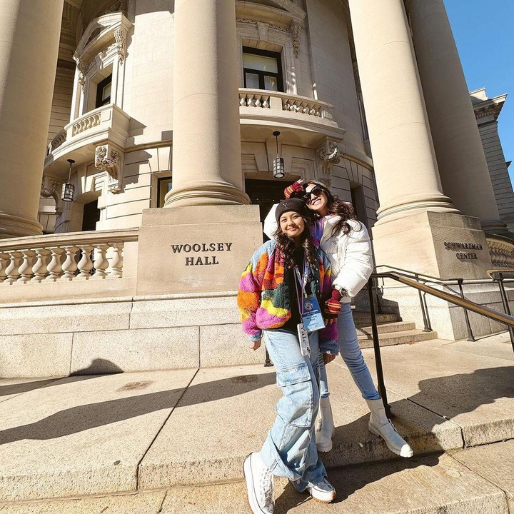 <p>Mikaela Atqia putri Nisya Ahmad mengikuti kompetisi Tournament of Champion di Universitas Yale pada November 2023, Bunda. Nisya mengaku sangat bahagia karena melihat sang anak menikmati momennya selama di Amerika. "Ini dia! Semoga beruntung cintaku. Bundaa <em>happy</em> banget lihat Atqia yang super <em>happy</em> ada di sini," ujar adik Raffi Ahmad ini. (Foto: Instagram: @nissyaa)</p>