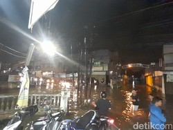 Waspada Hujan Ekstrem 4 Hari di Sumsel Berdampak Banjir-Longsor