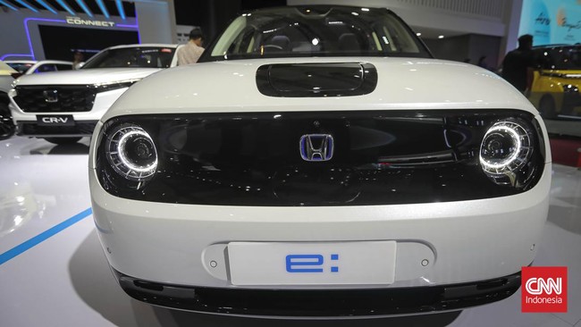 FOMO alias takut ketinggalan tren menjadi salah satu alasan kuat membeli mobil listrik di Indonesia berdasarkan hasil internal Honda Prospect Motor.