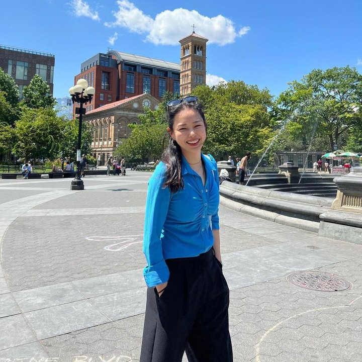 <p>Lee Hanee atau yang lebih dikenal sebagai Honey Lee merupakan figur publik asal Korea Selatan, Bunda. Sosok multi talenta ini lahir di Seoul dan sudah berusia 40 tahun. (Foto: Instagram @honey_lee32)<br /><br /><br /></p>