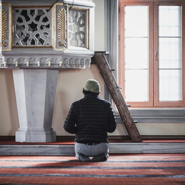 Bacaan Shalawat Fathimiyah dalam Arab, Latin dan Artinya