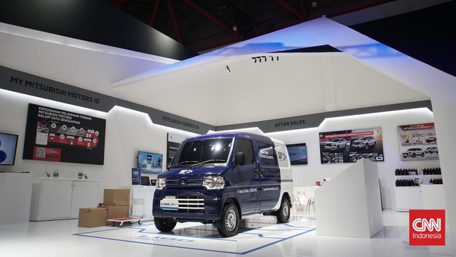 Mitsubishi mengatakan mobil listrik Mitsubishi L100 yang diproduksi di Indonesia bakal dioperasionalkan PT Pos Indonesia di IKN.