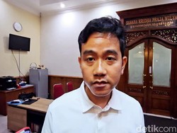 Eksepsi Gibran Diterima, Gugatan Rp 204 T Alumnus UNS Gugur