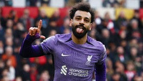 Salah Comeback: Liverpool Menang 4-1, Dua Pemain Kunci Cedera