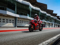 Bagnaia Perpanjang Masa Bakti di Ducati