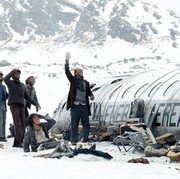 Kisah Nyata Film 'Society of the Snow', Perjuangan Korban Selamat Kecelakaan Pesawat di Pegunungan Andes