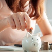 Ini 7 Tips Hidup Hemat di Perantauan, Nggak Bikin Kantong Kering saat Akhir Bulan