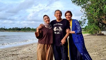 NAJWA SHIHAB MENGAKU BANGGA PUNYA AYAH AHLI ALQURAN