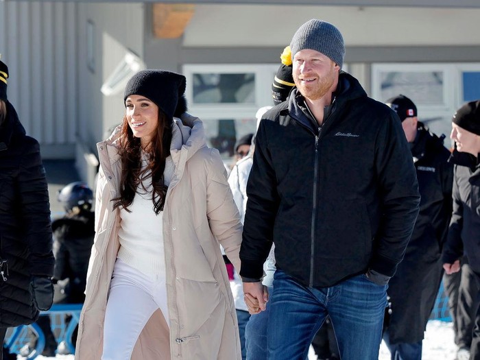 Kemesraan Pangeran Harry dan Meghan Markle di Kanada