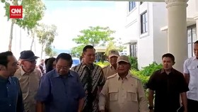 VIDEO: Momen SBY dan Prabowo Saling Hormat dan Saling Sebut Komandan